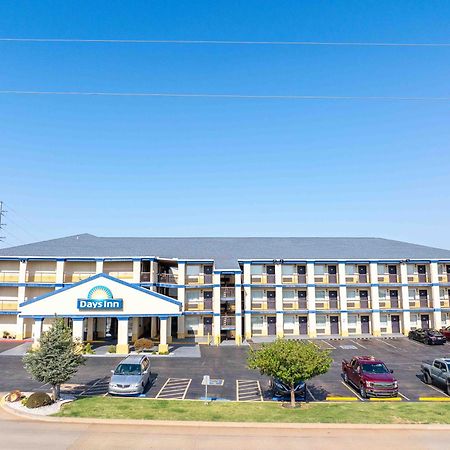 Days Inn By Wyndham Oklahoma City/Moore Exteriör bild