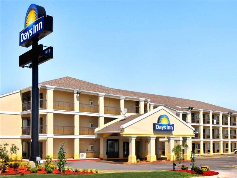 Days Inn By Wyndham Oklahoma City/Moore Exteriör bild